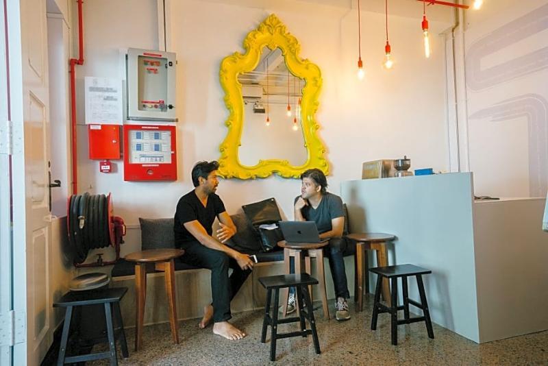 Draper Startup House For Entrepreneurs * Singapore