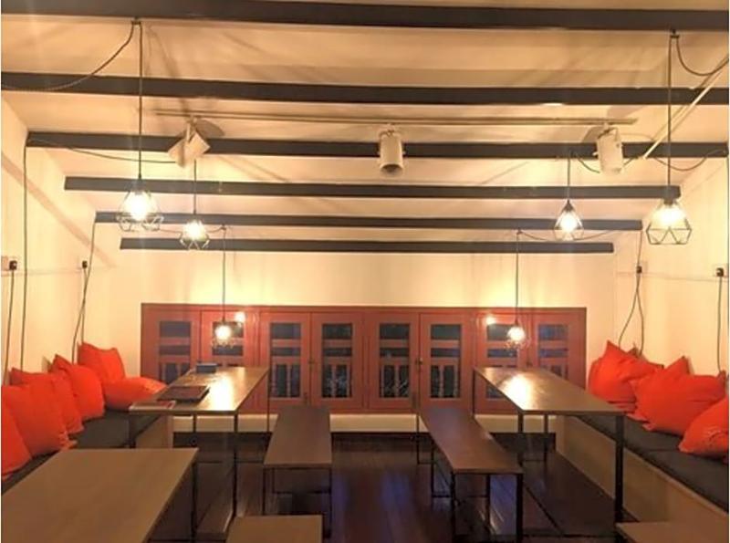 Draper Startup House For Entrepreneurs Capsule hotel *