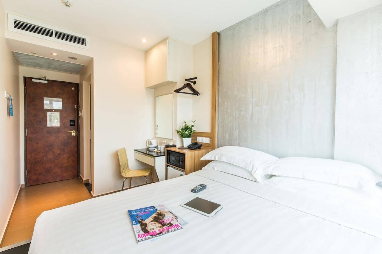 Ibis Budget West Coast 2*