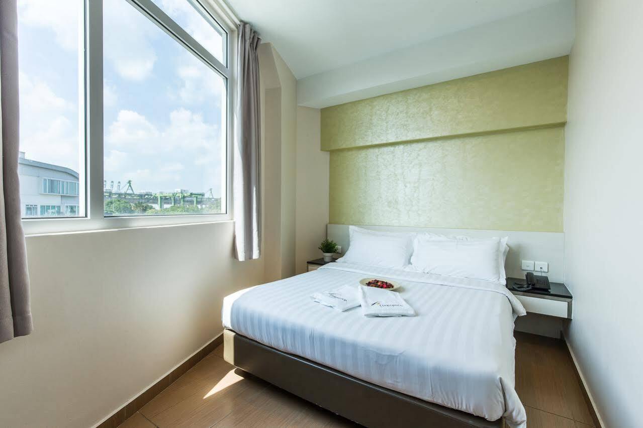 Ibis Budget West Coast Singapore