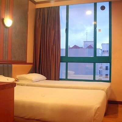 Hotel 81 Premier Princess
