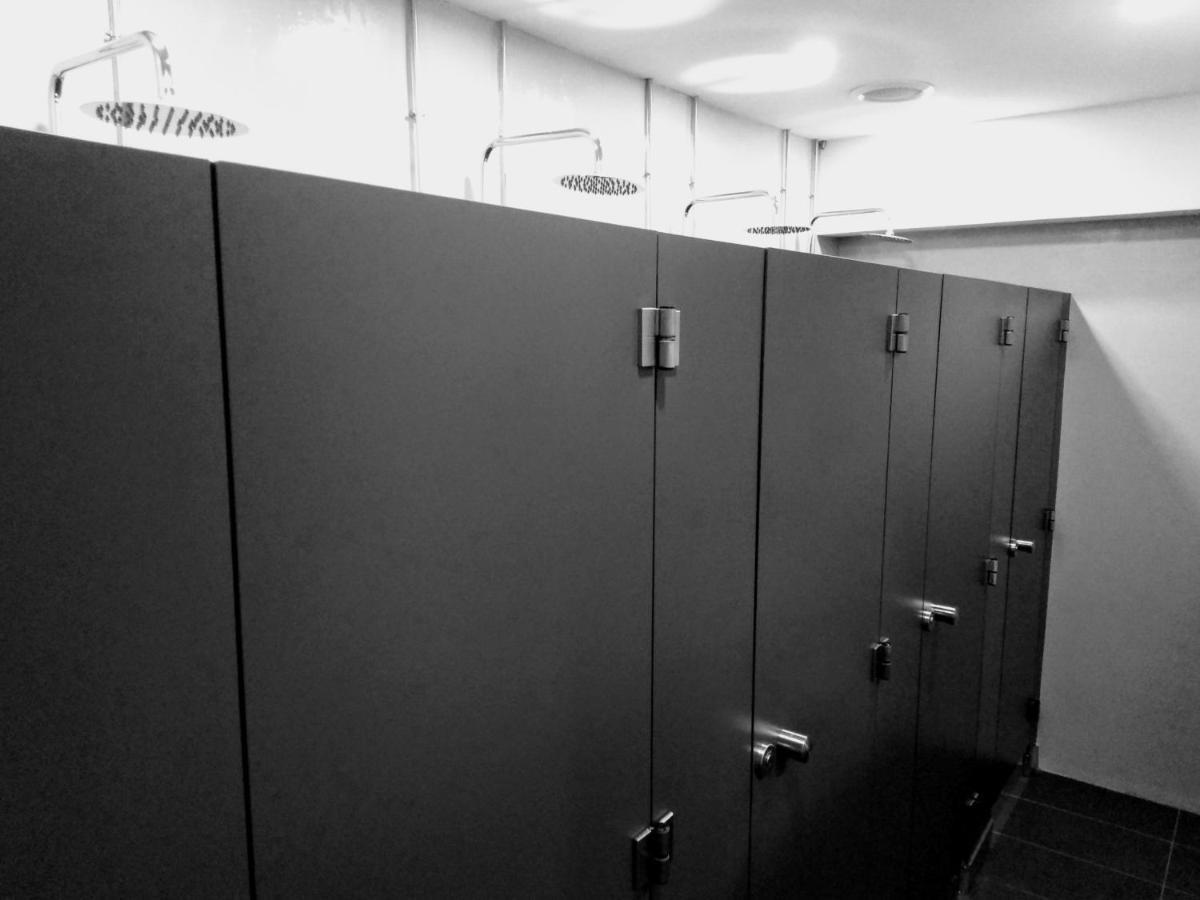 Capsule hotel Wink At Mccallum Street Singapore