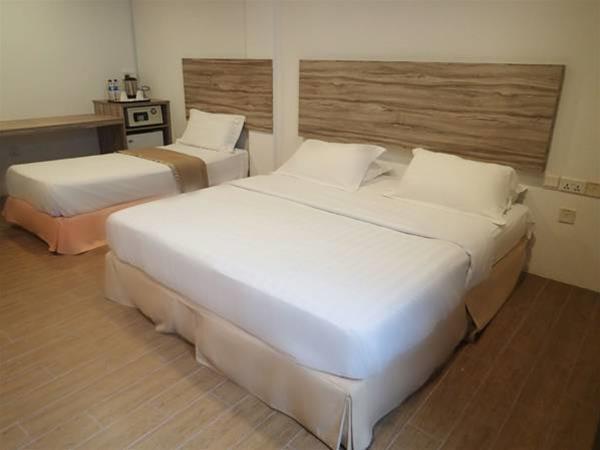 Hotel Reddoorz Plus @ Victoria Street