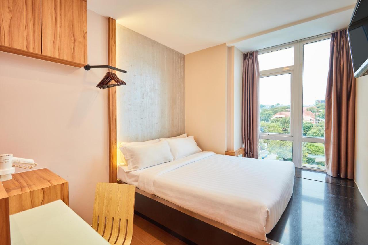 Ibis Budget West Coast Hotel Singapore