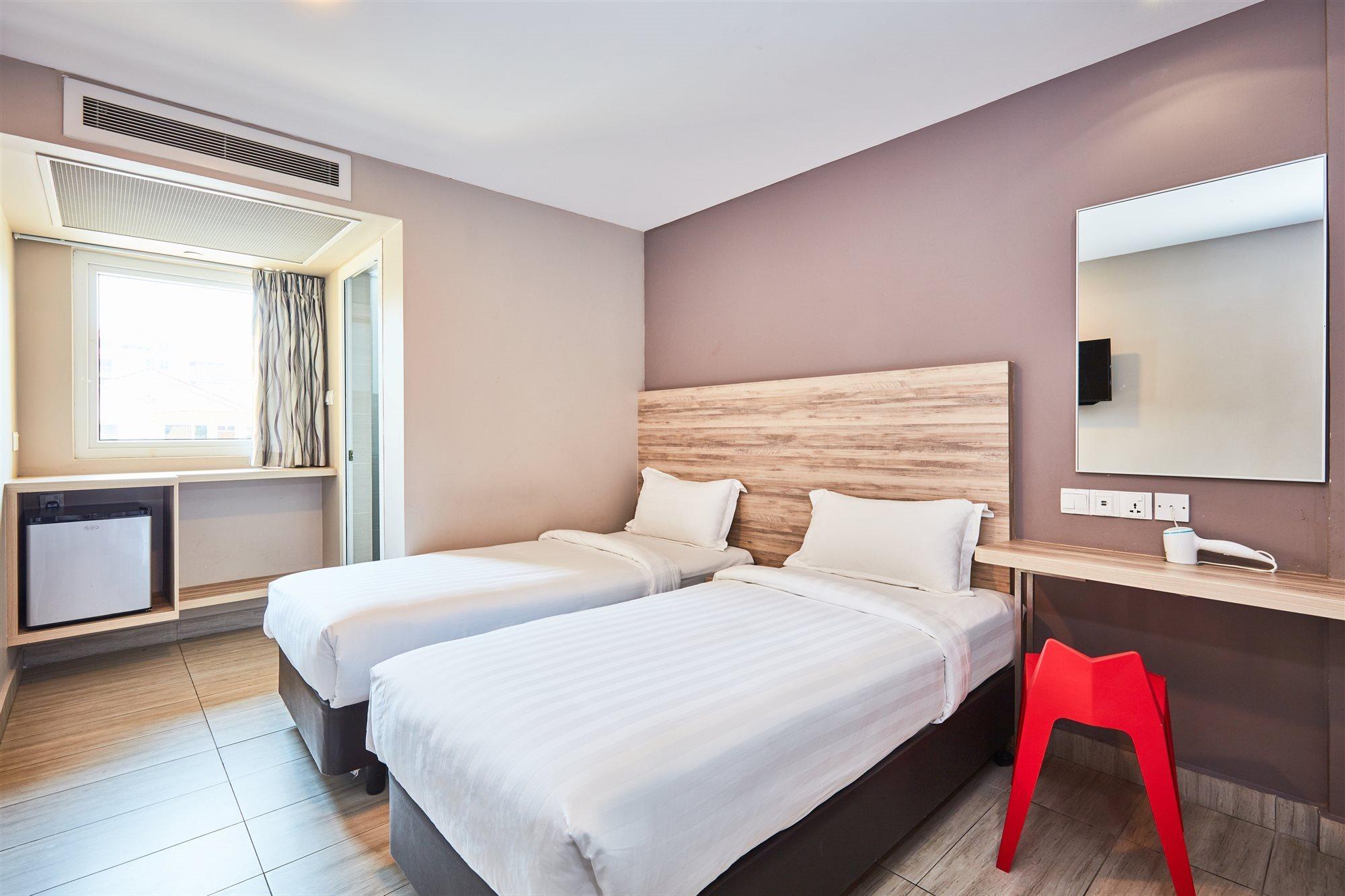 Ibis Budget Crystal Hotel