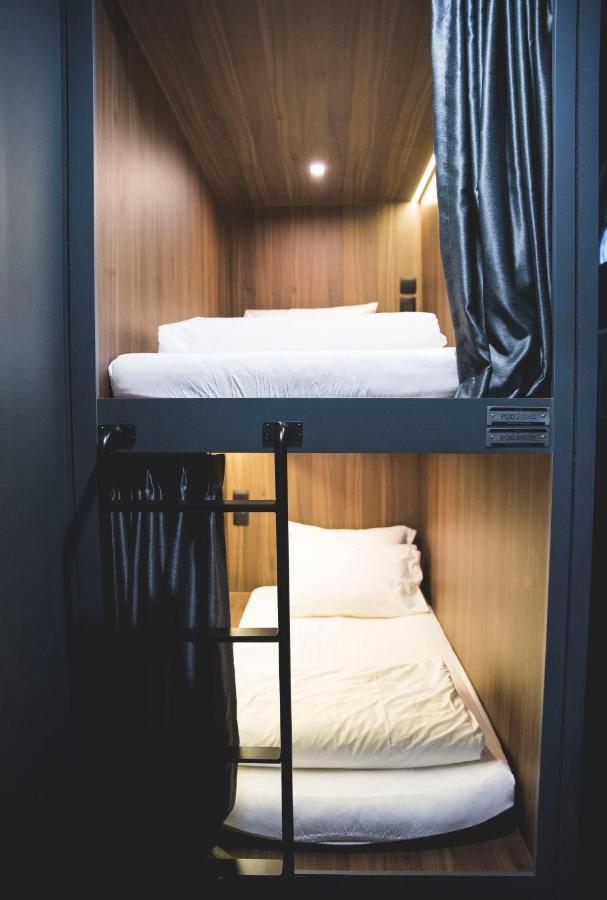 Wink At Mccallum Street Capsule hotel Singapore