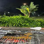 Seaside Glamping@Heritage Chalet