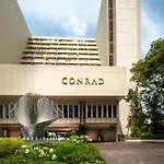 Conrad Singapore Orchard