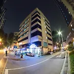 Hotel 165