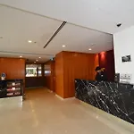 Aqueen Hotel Balestier