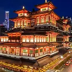 Cube Family Boutique Capsule Hotel At Chinatown