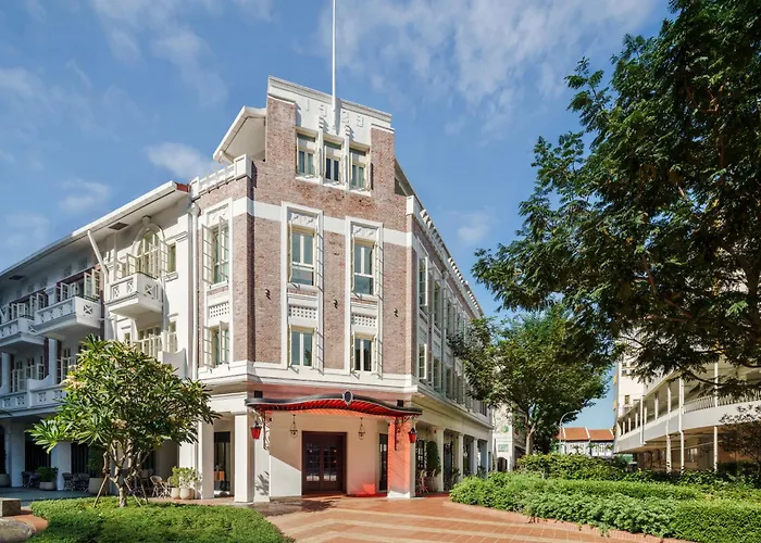 Maxwell Reserve Singapore, Autograph Collection