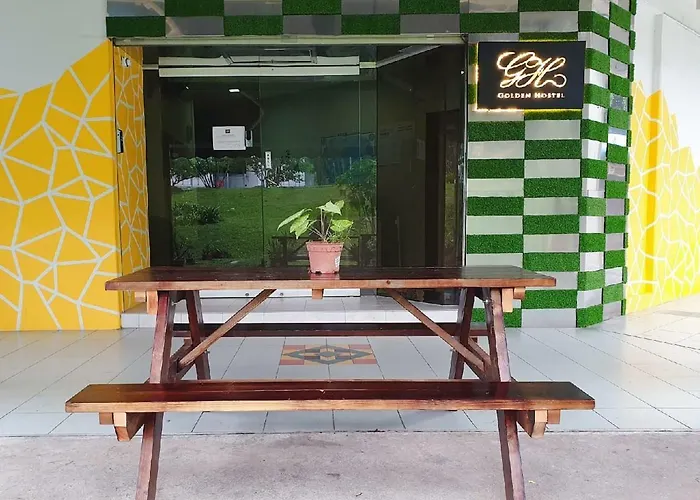 Golden Hostel