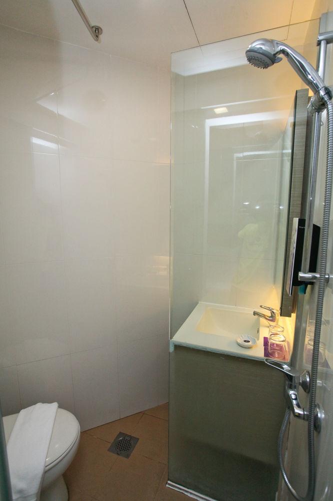 Hotel Aqueen Balestier Singapore