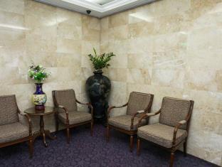Hotel 165