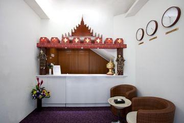 Hotel 165