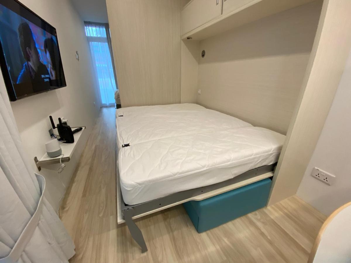 Hotel Shipping Container At Haw Par 2*
