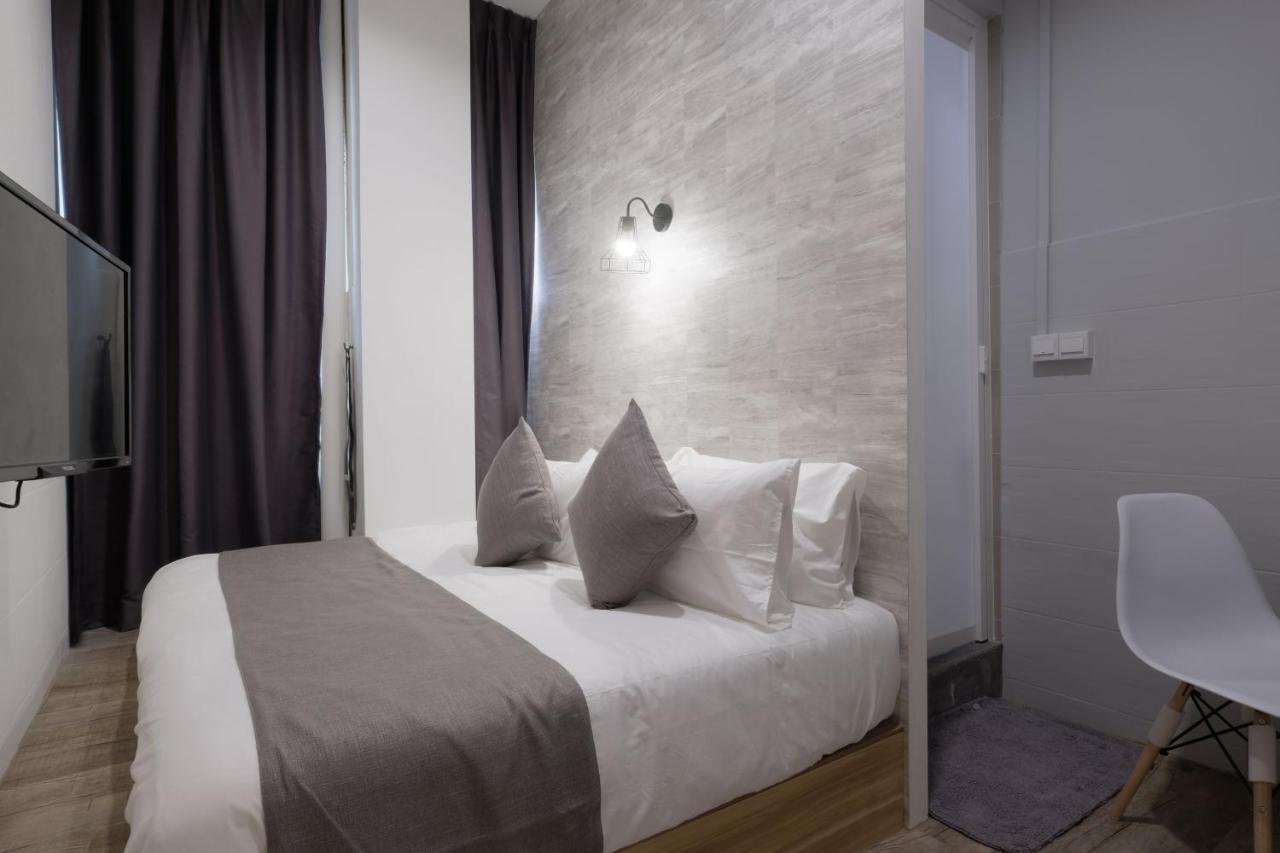 Q Loft At Bedok 3*