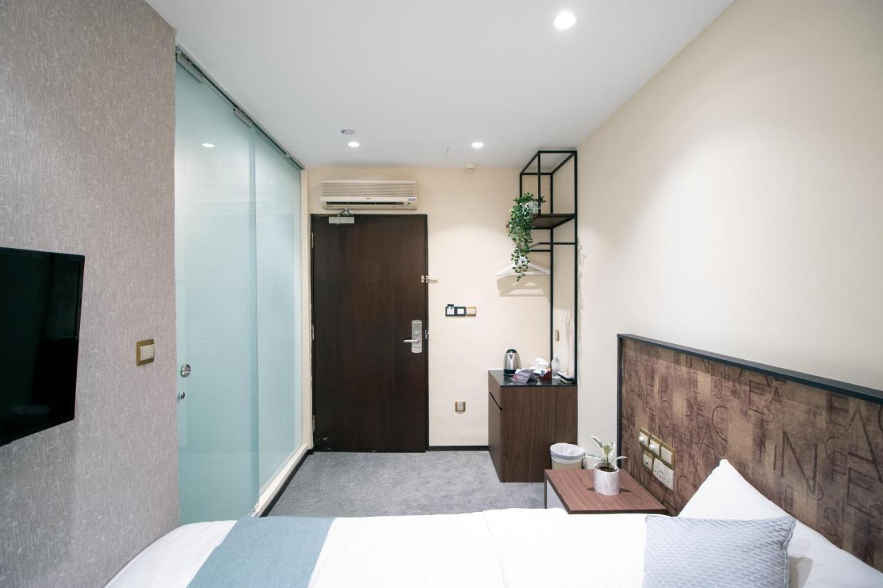 Hotel Harbour - Hamilton 3*