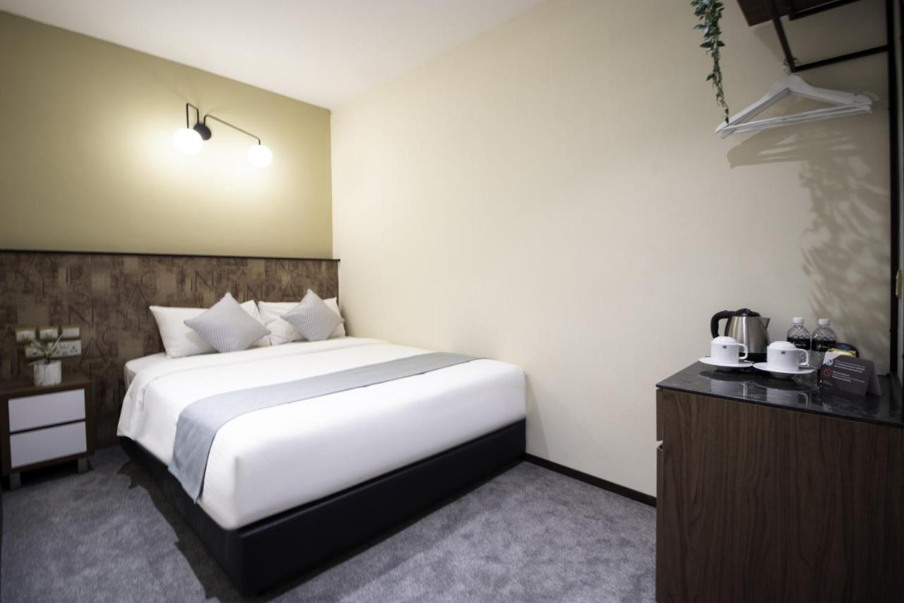 Harbour - Hamilton 3*