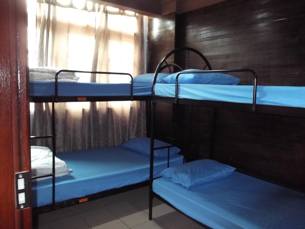 Phil @ Dickson Hostel