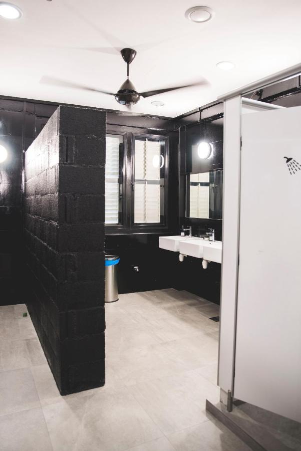 Wink At Mosque Street Capsule hotel