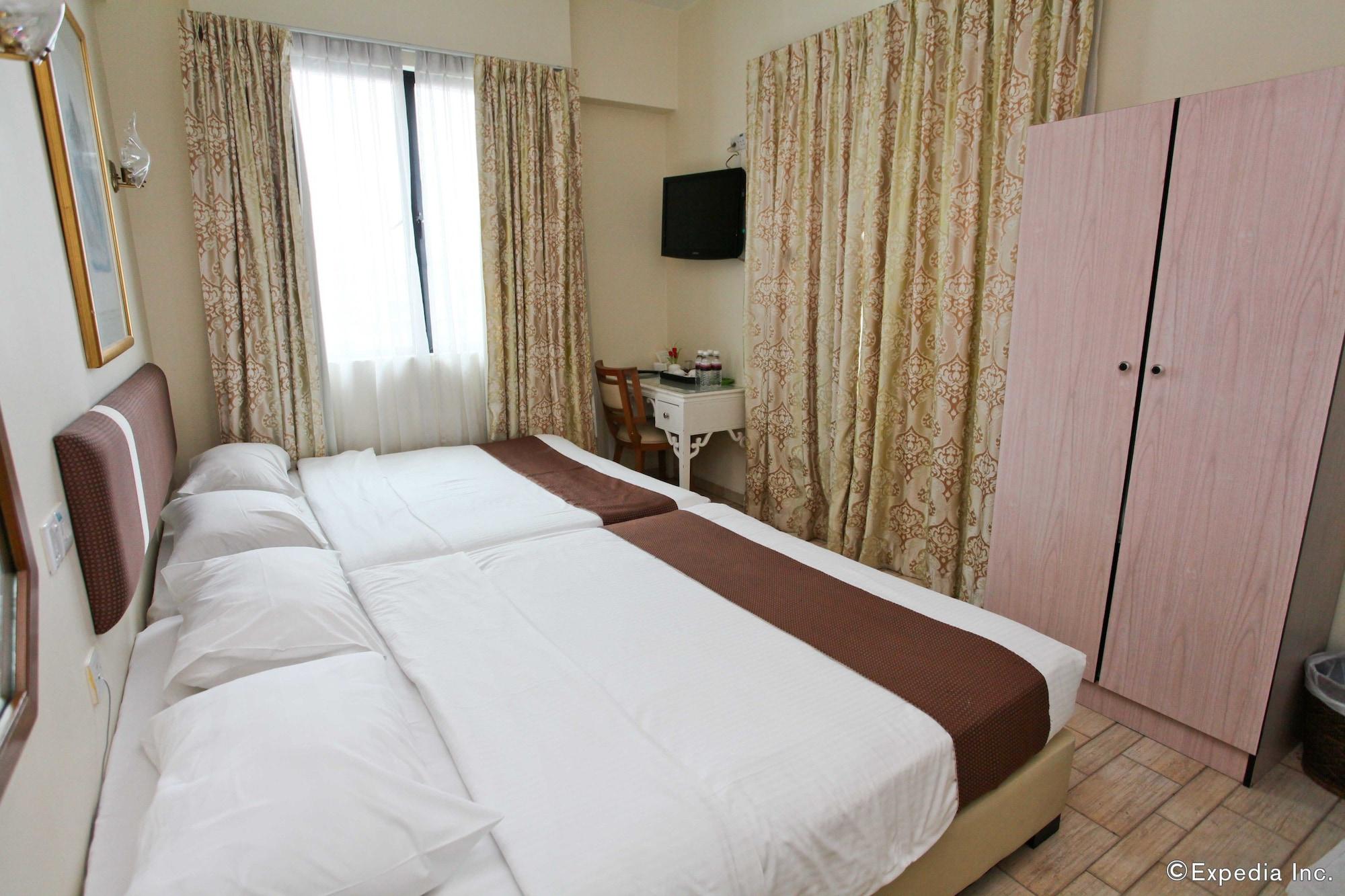Yaju Hotel 2*