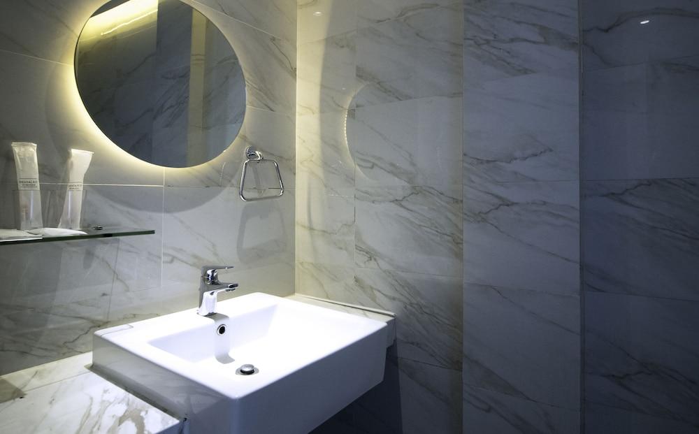 Nuve Hotel Singapore