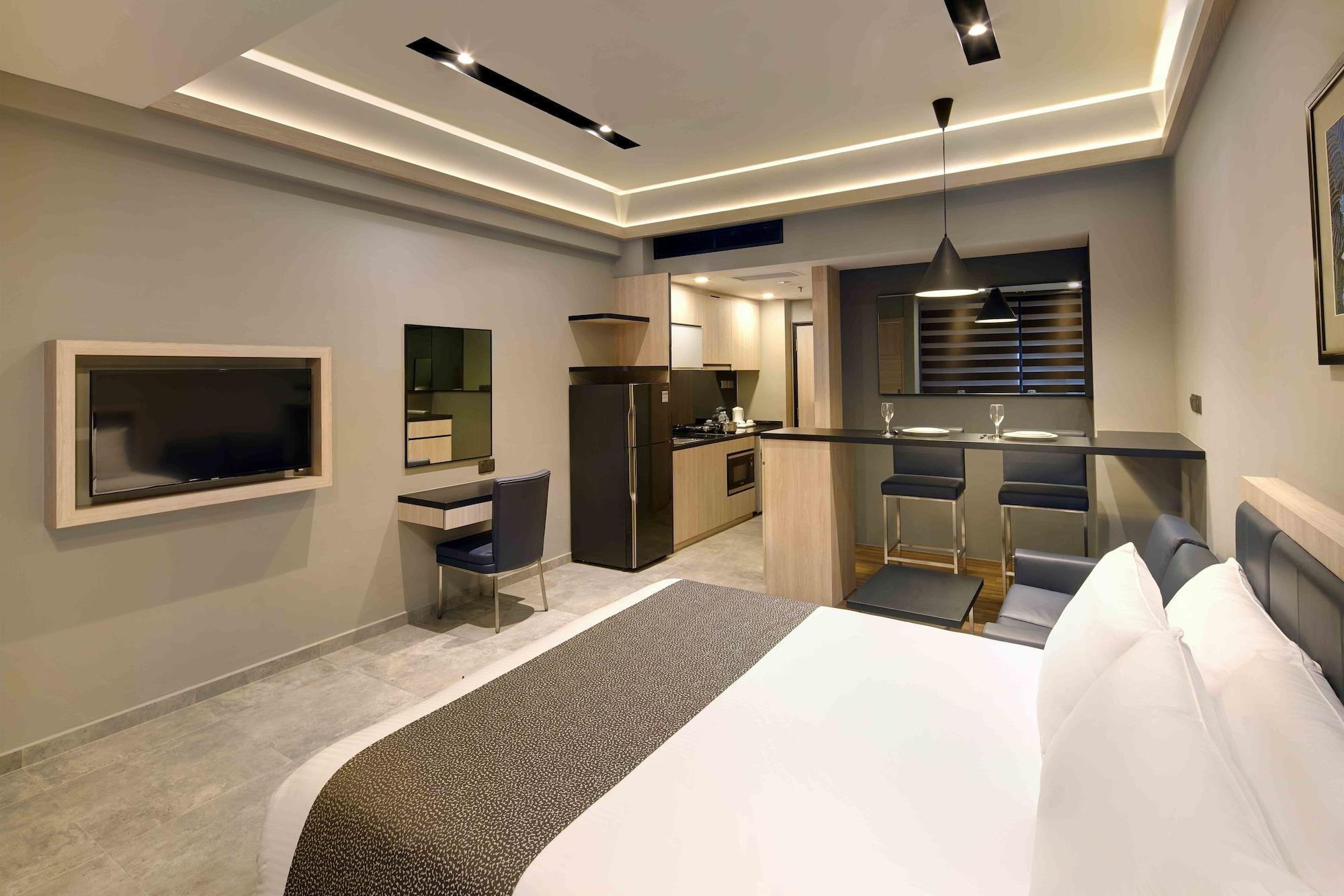 Orchard Grand Court Aparthotel