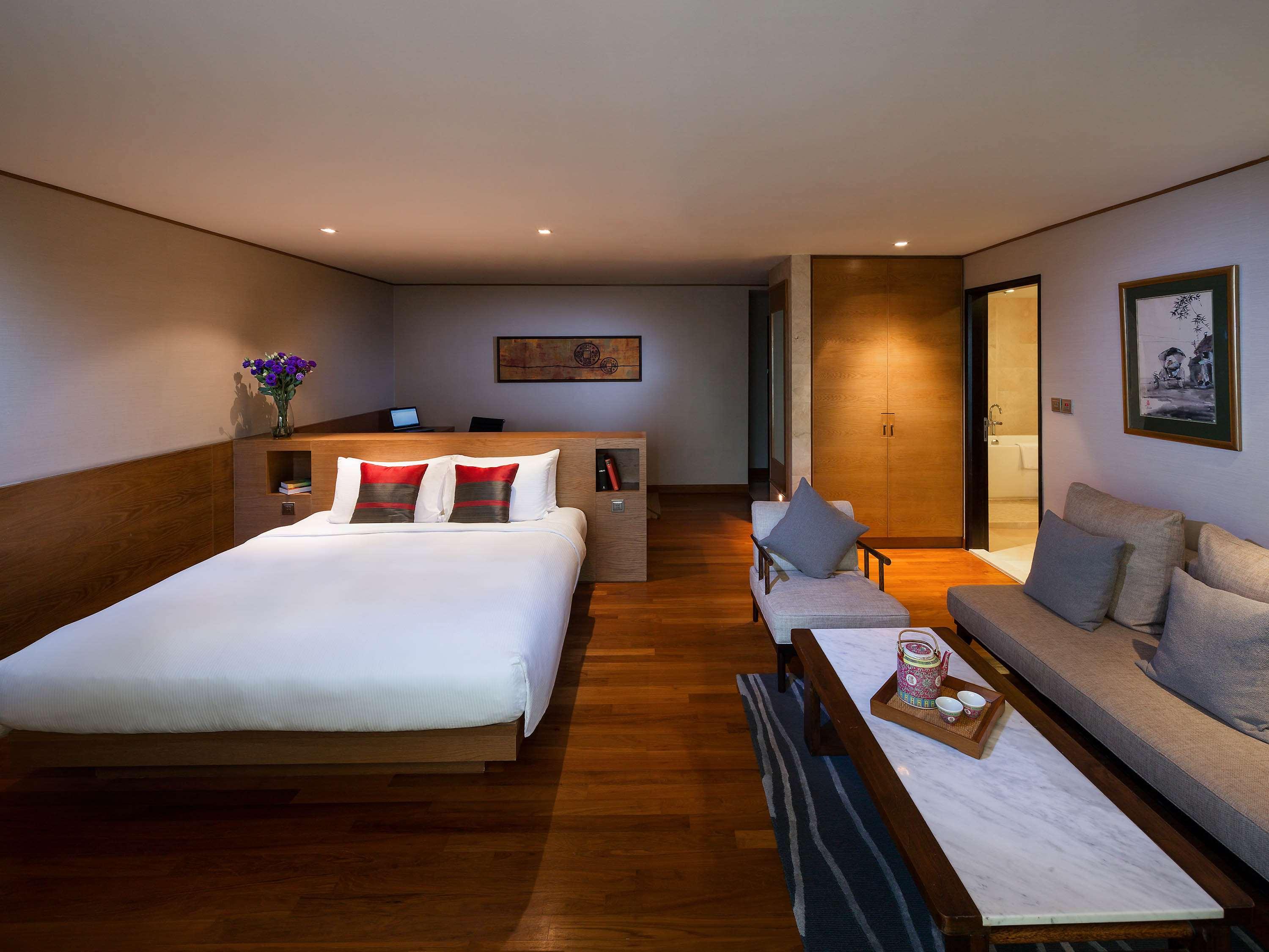 Grand Mercure Roxy Hotel Singapore
