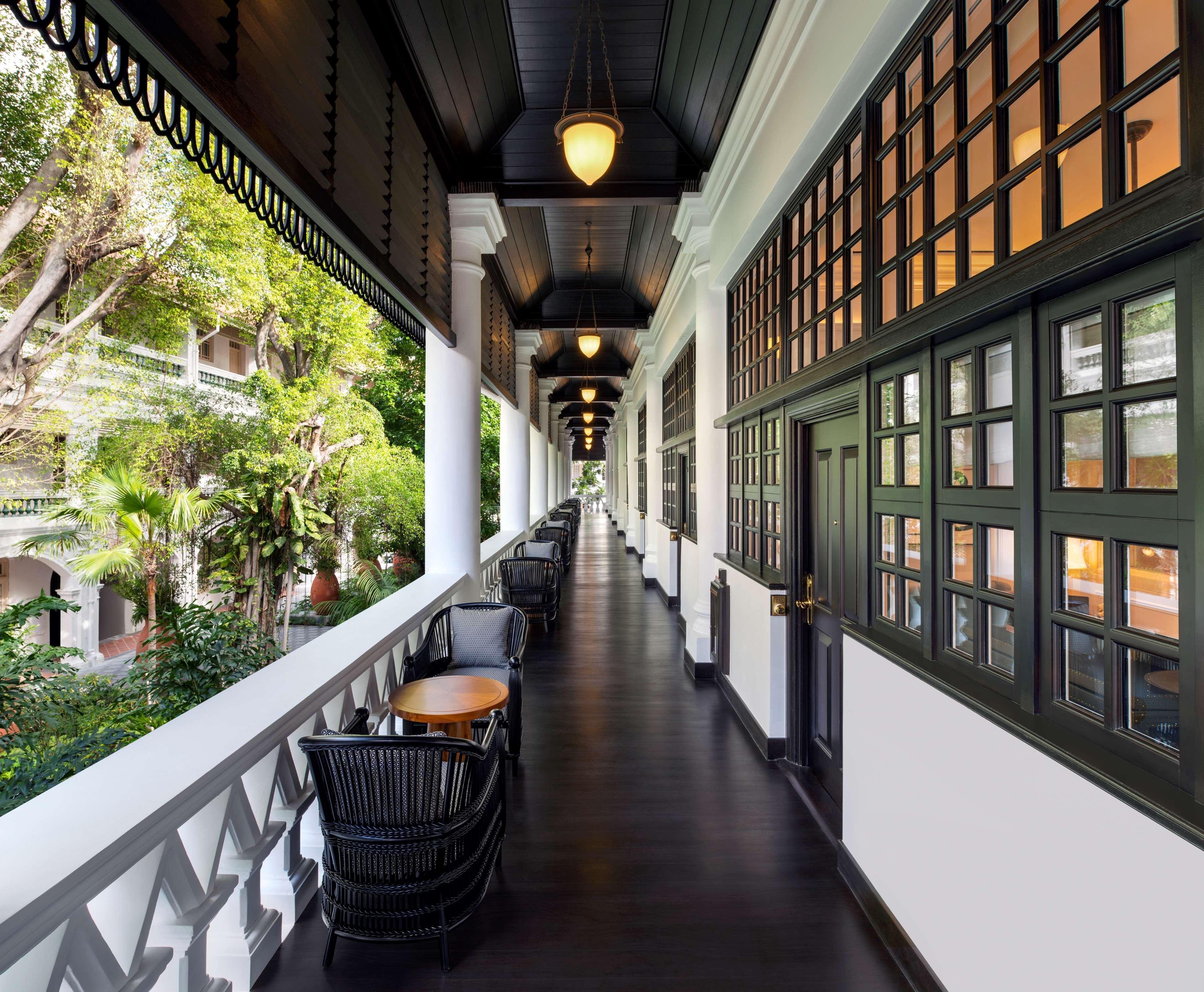 Raffles 5* Singapore