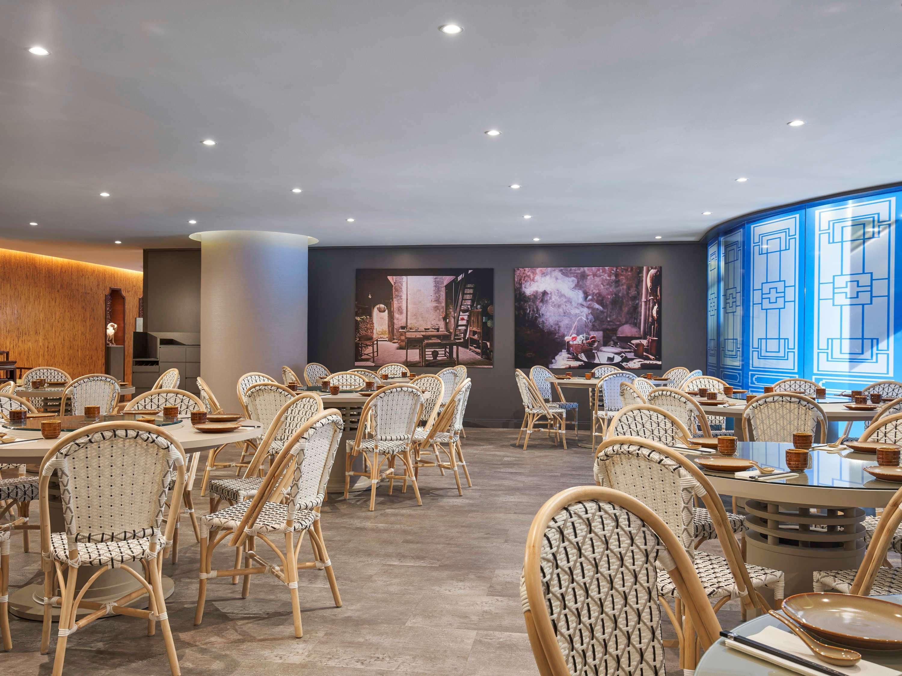 Grand Mercure Roxy 4*