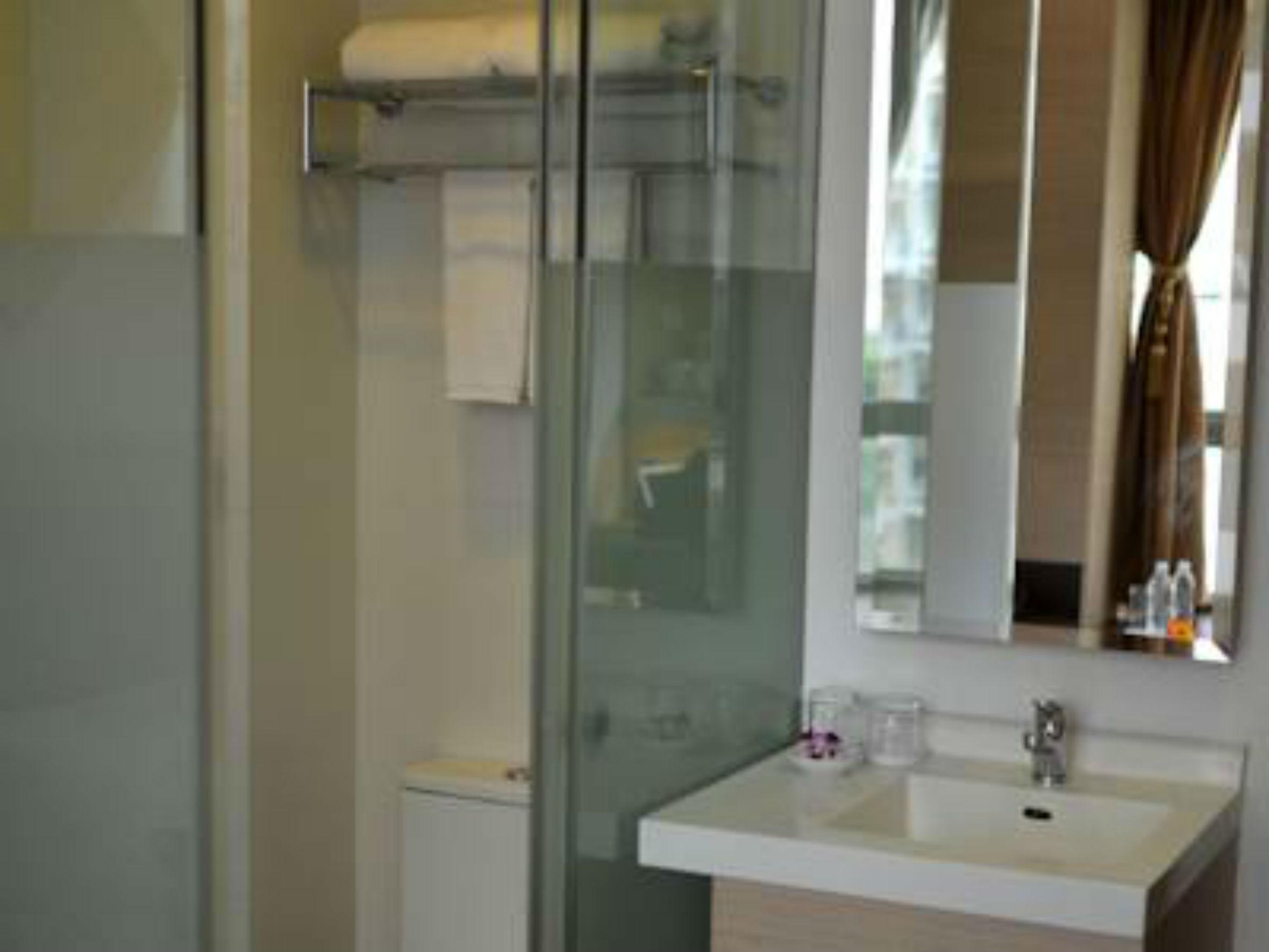 Hotel Aqueen Balestier Singapore