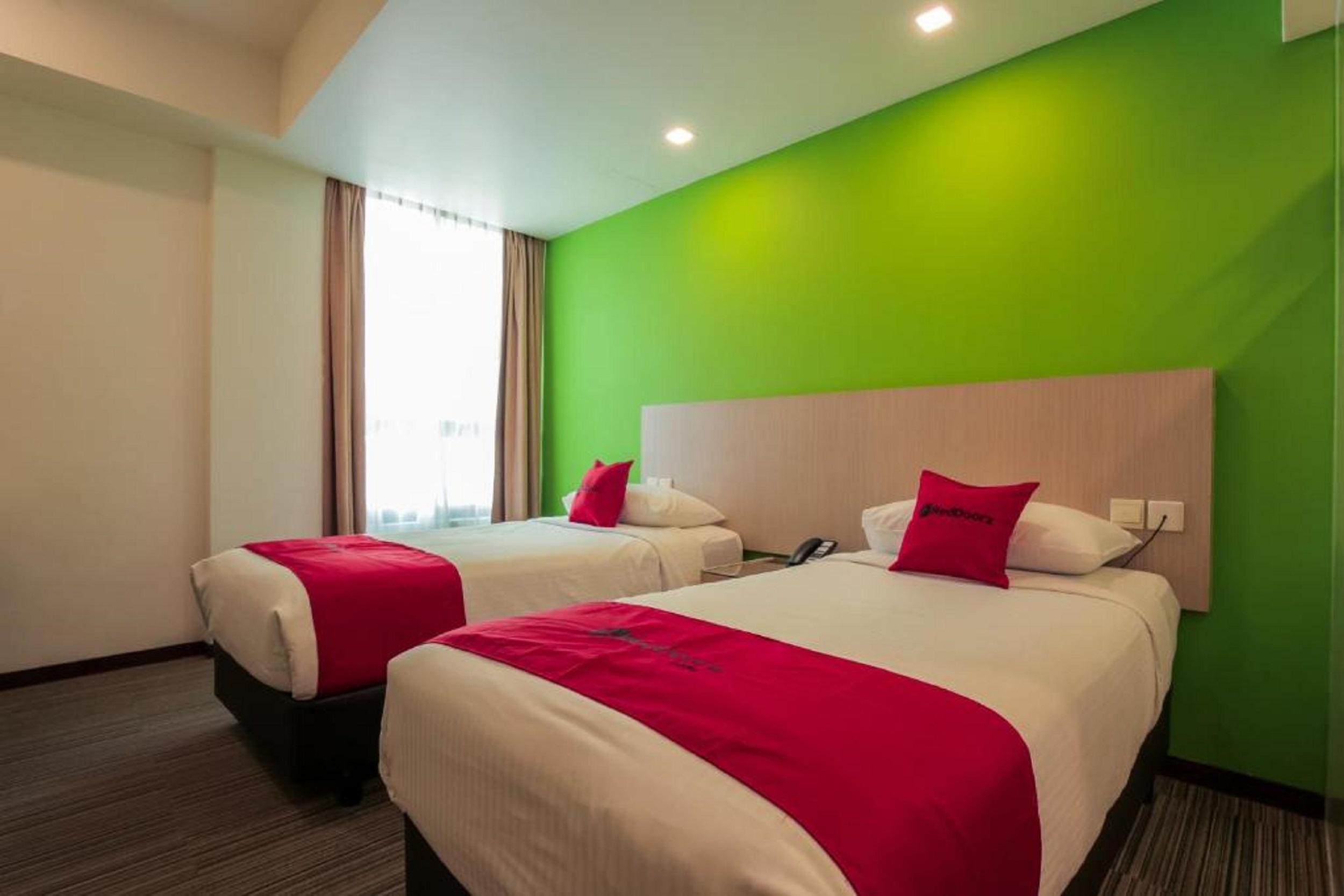 Aqueen Balestier Hotel 3*