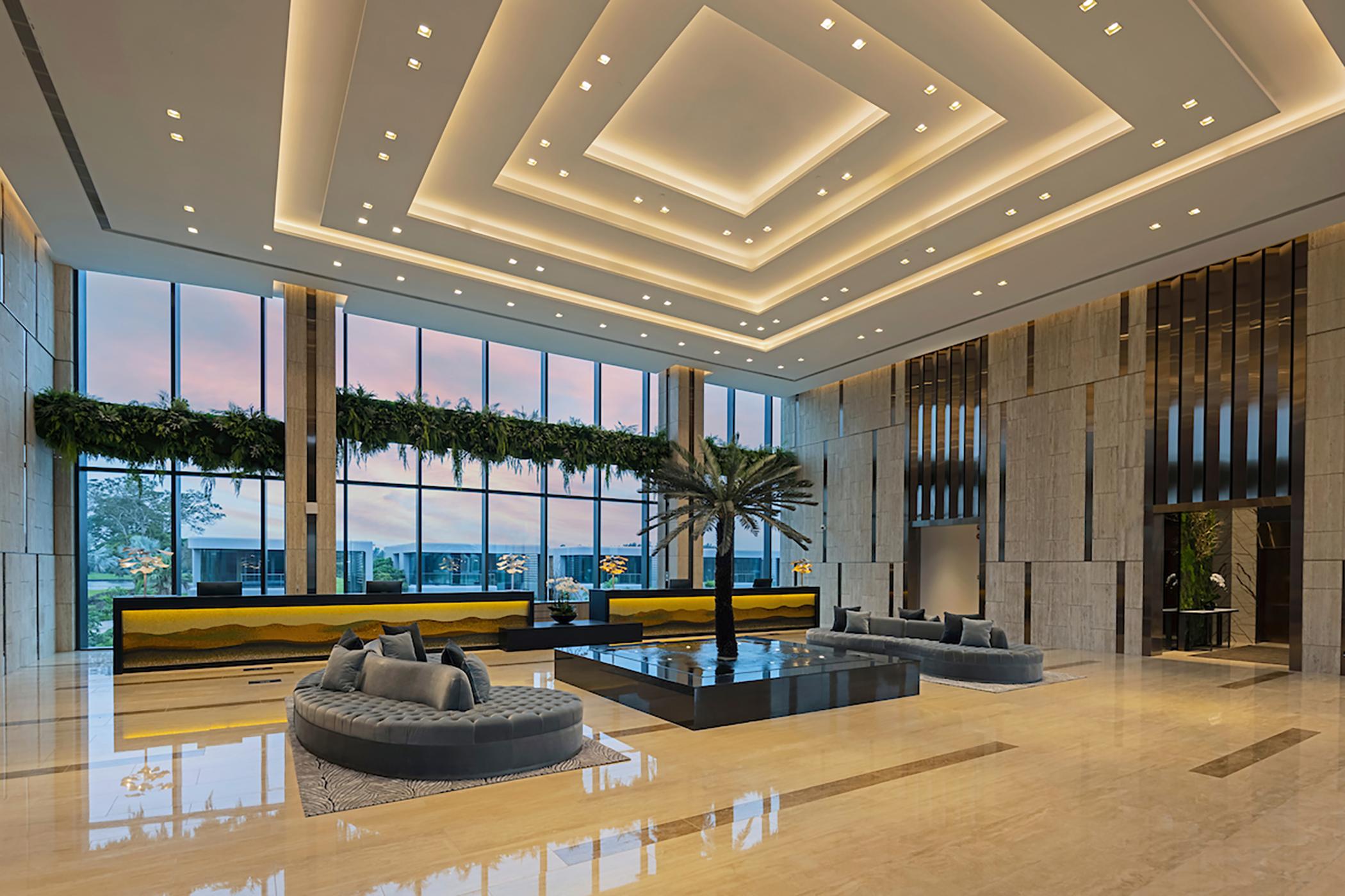 Dusit Thani Laguna Hotel 5*