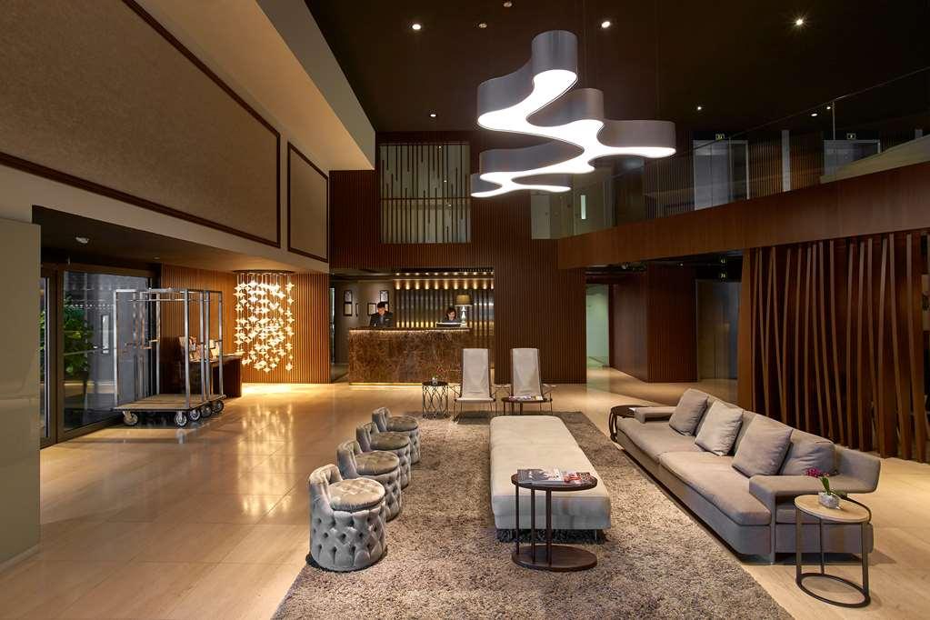 Pan Pacific Serviced Beach Road, 5*