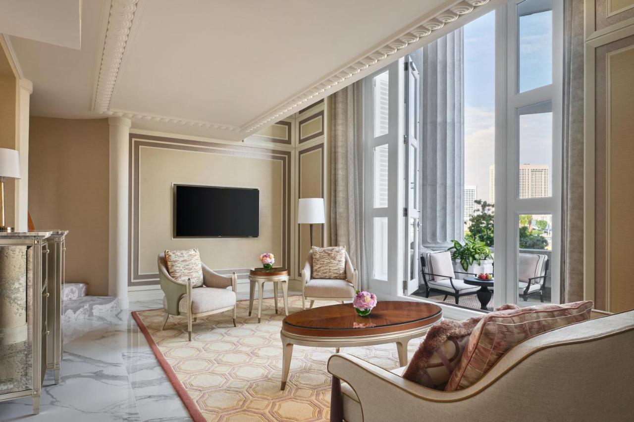 The Fullerton 5* Singapore