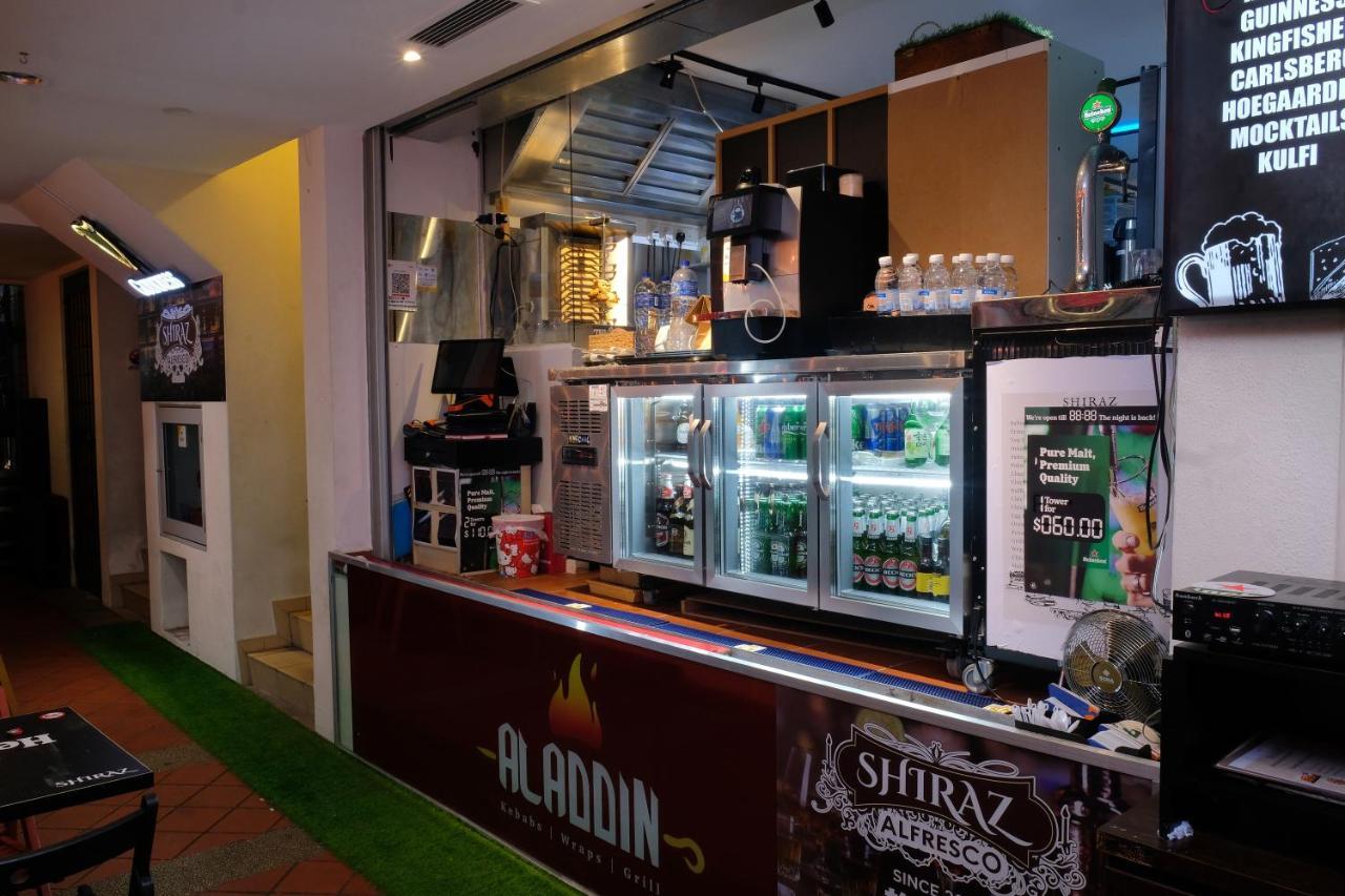 Hotel Single Sharing And Short At Sandpiper Singapura