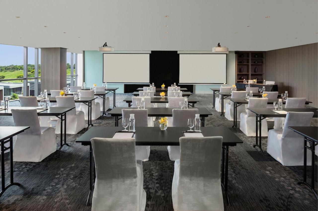 Hotel Dusit Thani Laguna Singapore