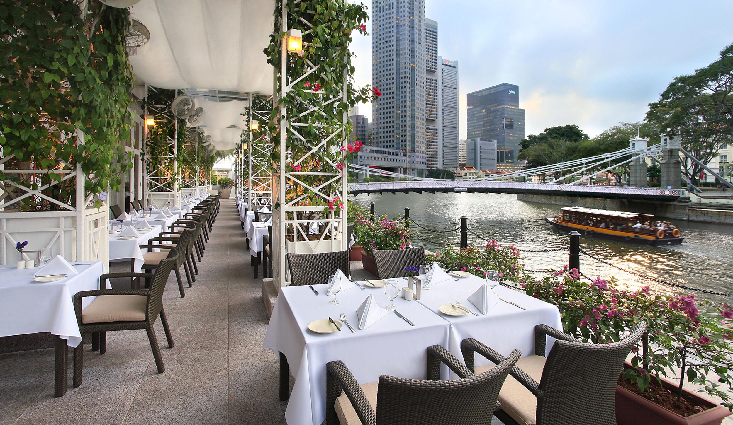 The Fullerton Hotel