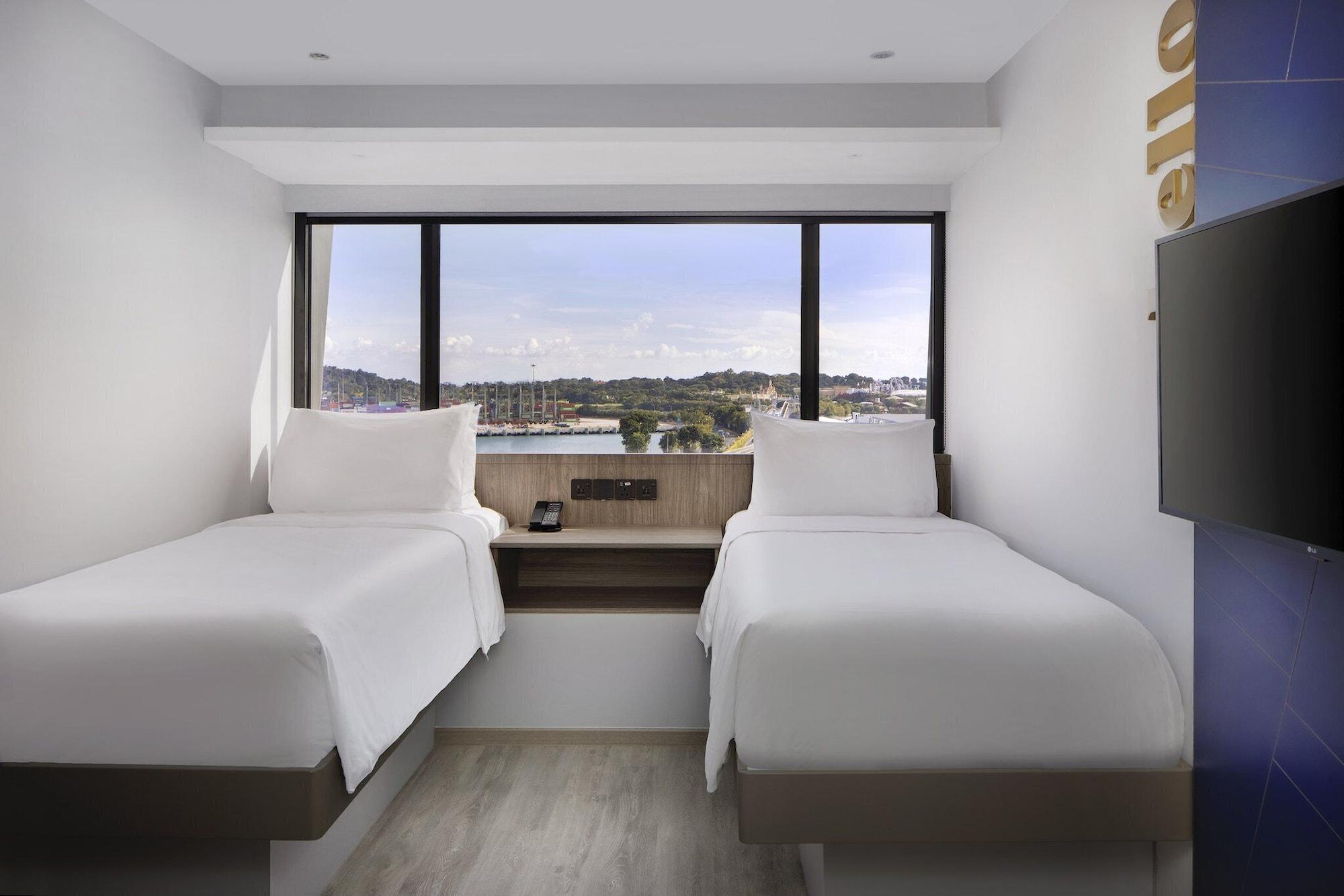 Travelodge Harbourfront Hotel