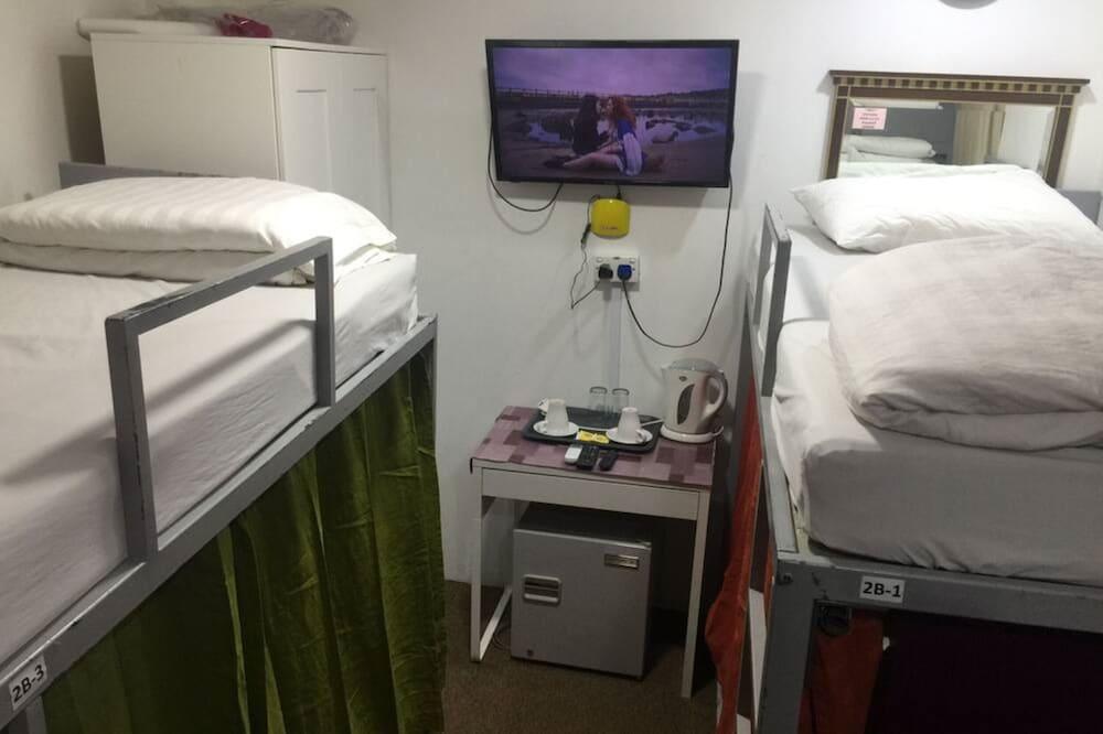 Checkers Backpackers