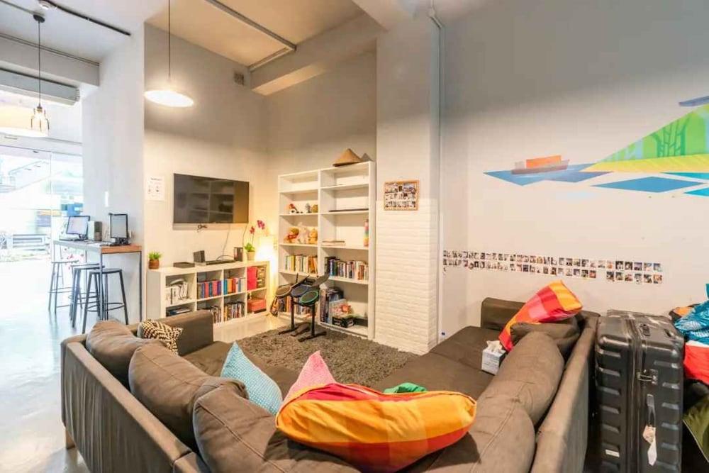 Checkers Backpackers Hostel *
