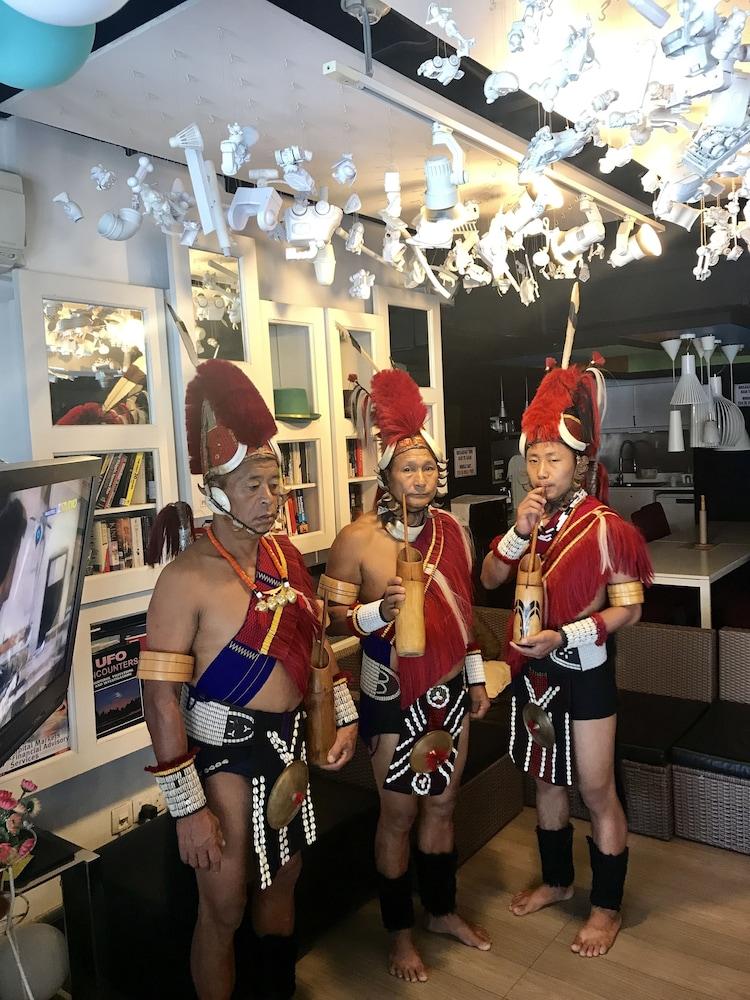 Checkers Backpackers *
