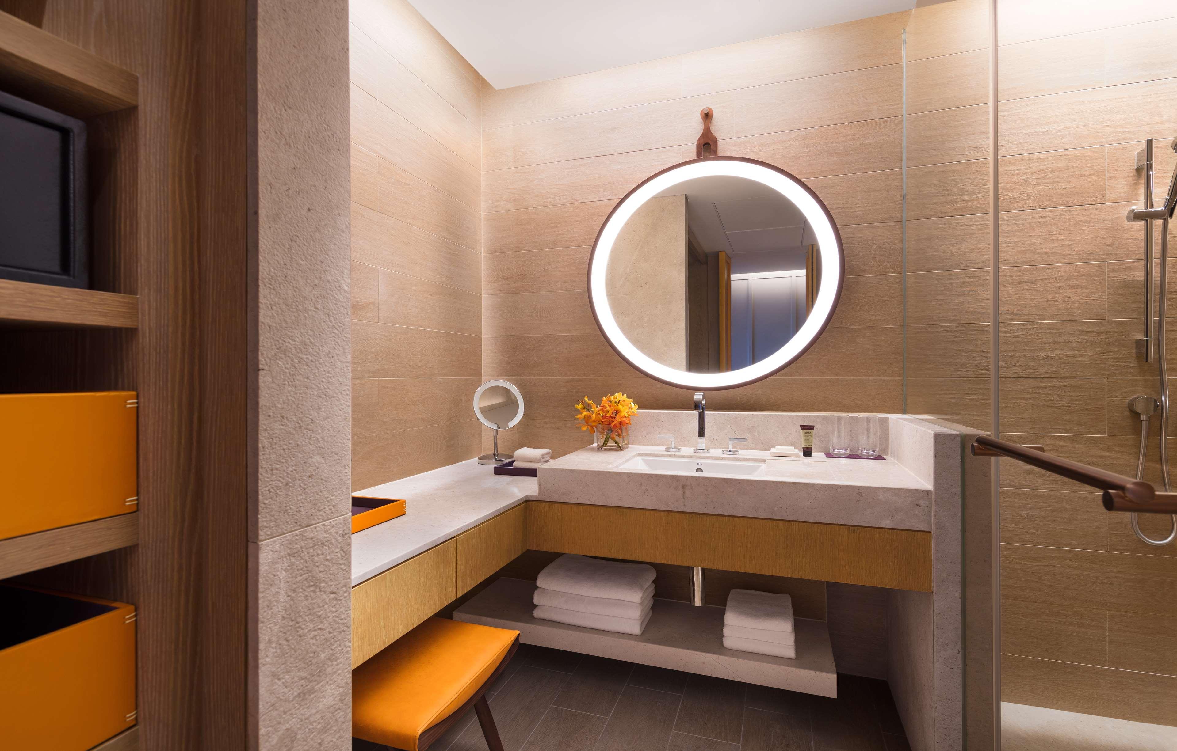 Andaz Singapore, By Hyatt Hotel 5*