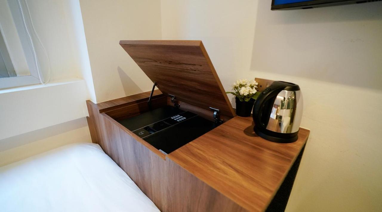 Hotel St Signature Bugis Middle 3*
