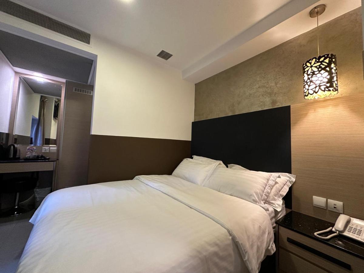 The Snooze At Bugis 3*