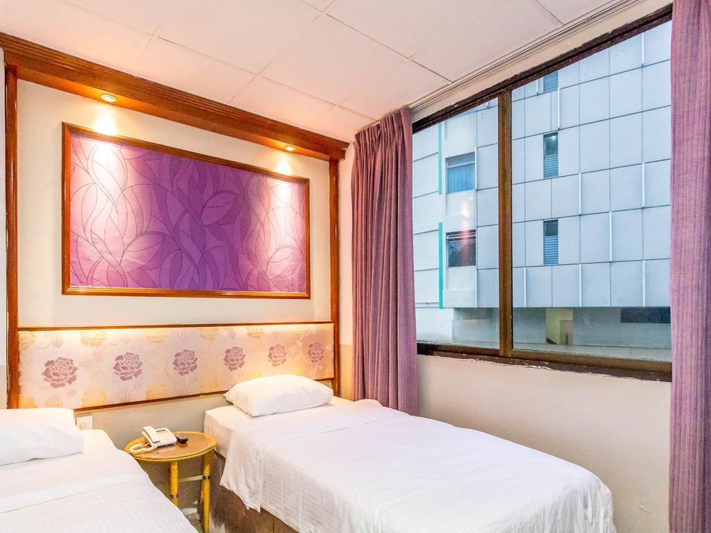 165 Hotel