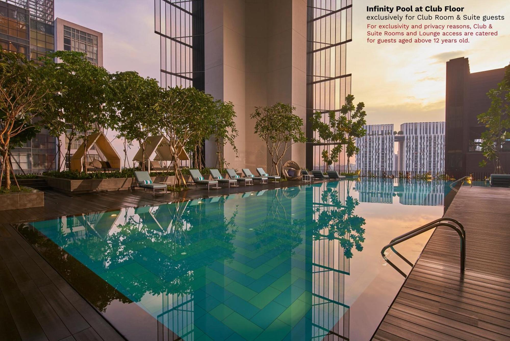 Hotel Oasia Downtown, By Far East Hospitality 4*