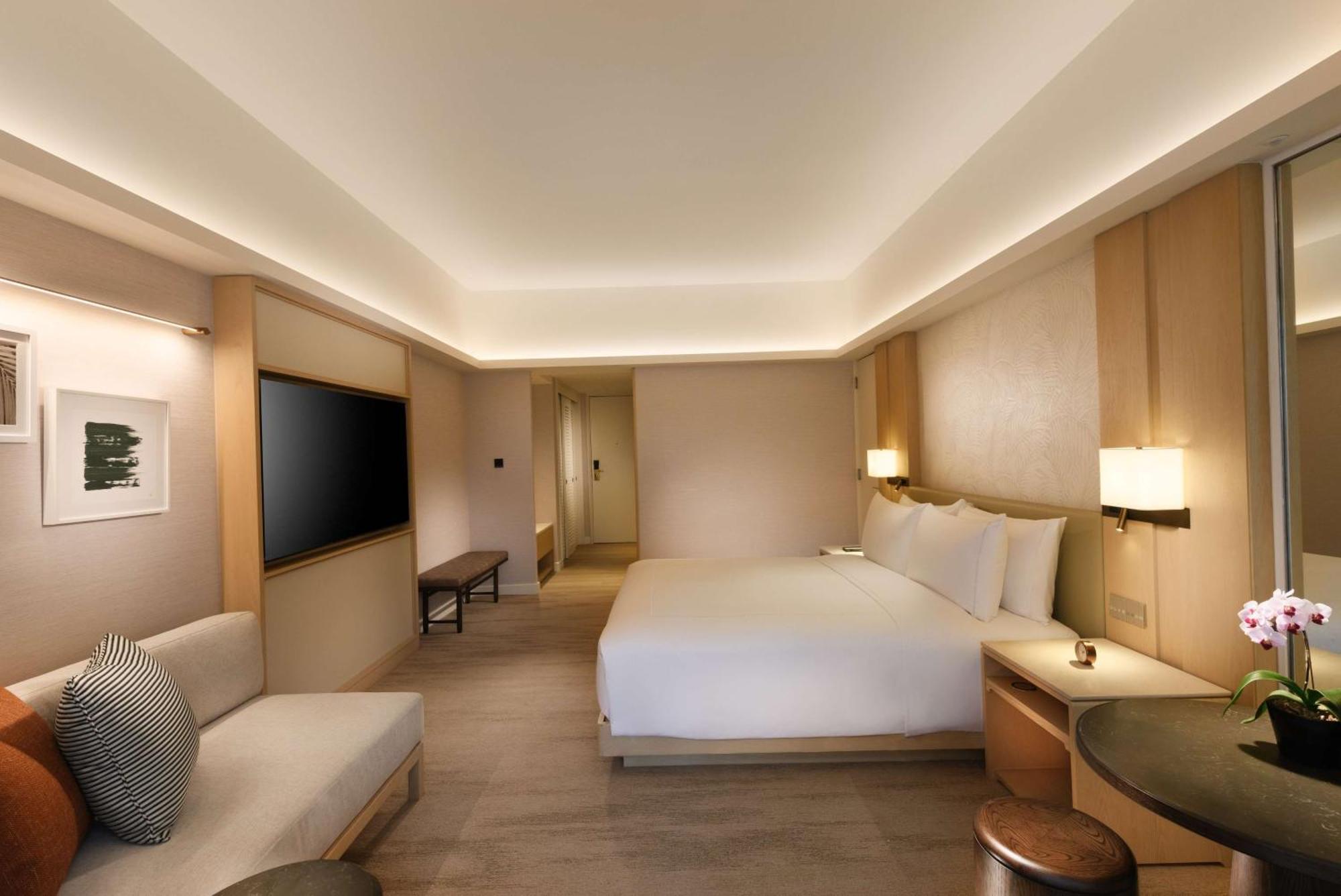 Conrad Orchard Hotel